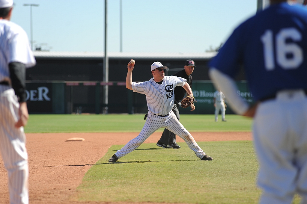 Seals_World_Series_2016 (593).JPG - (c)2010 DeVetter